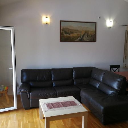 Ferienwohnung Tim Kotor Exterior foto
