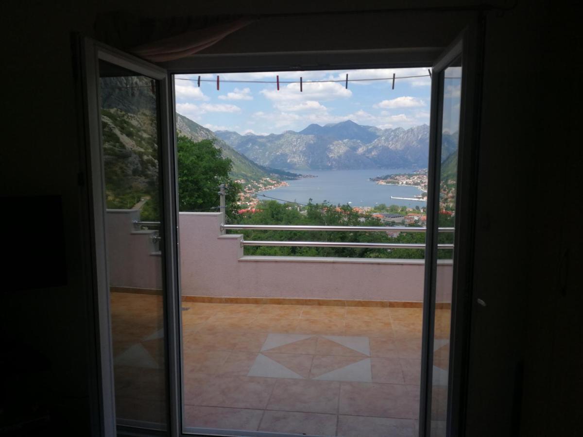 Ferienwohnung Tim Kotor Exterior foto