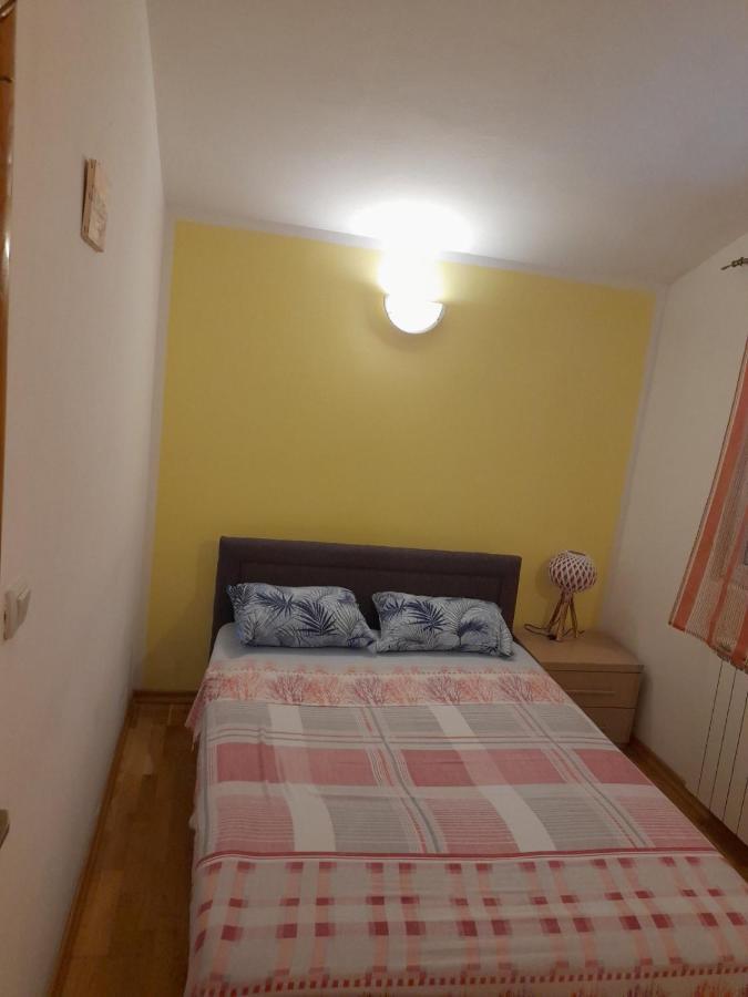 Ferienwohnung Tim Kotor Exterior foto